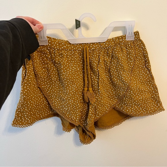 Rylee + Cru Other - Mustard and White Boutique Sleep Shorts